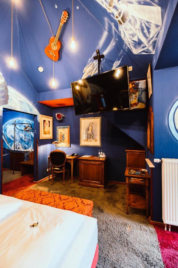Hotel Design 4*
